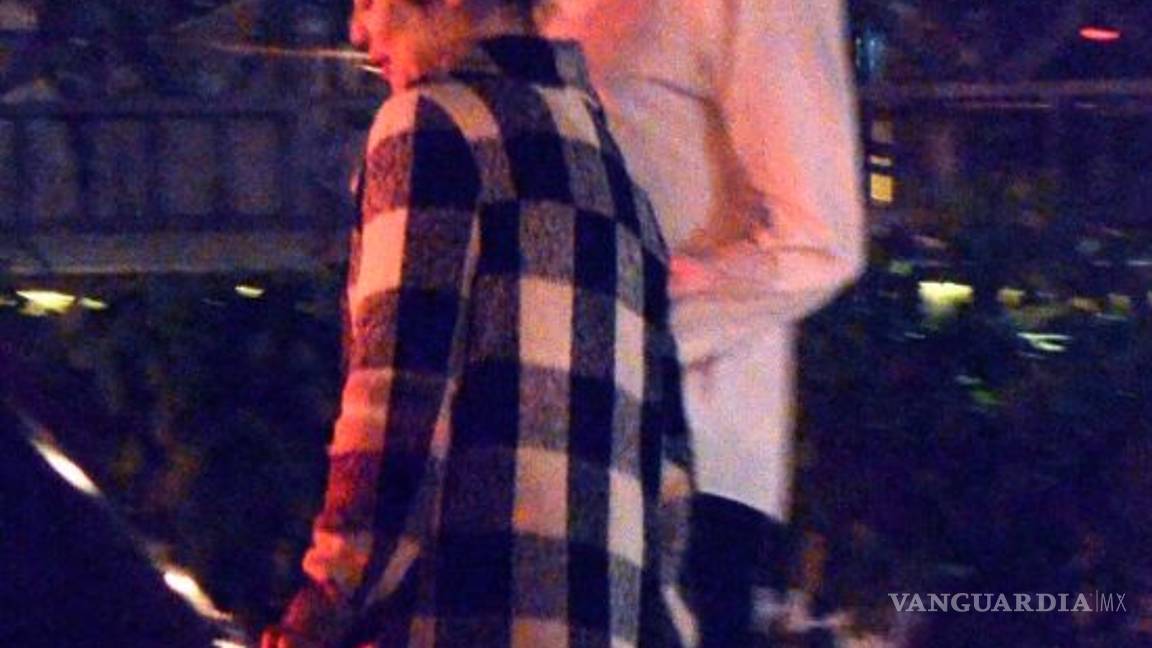 $!Camila Sodi, muy romántica con un hombre que no es el 'Chicharito'