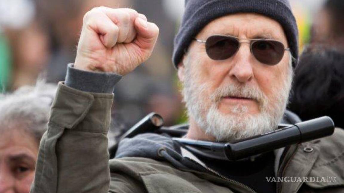 $!James Cromwell es detenido por alterar el orden público