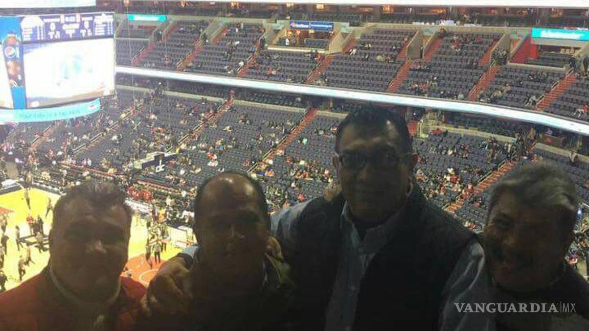 $!Representantes de partidos gozan juego de NBA durante visita a EU pagada con dinero público
