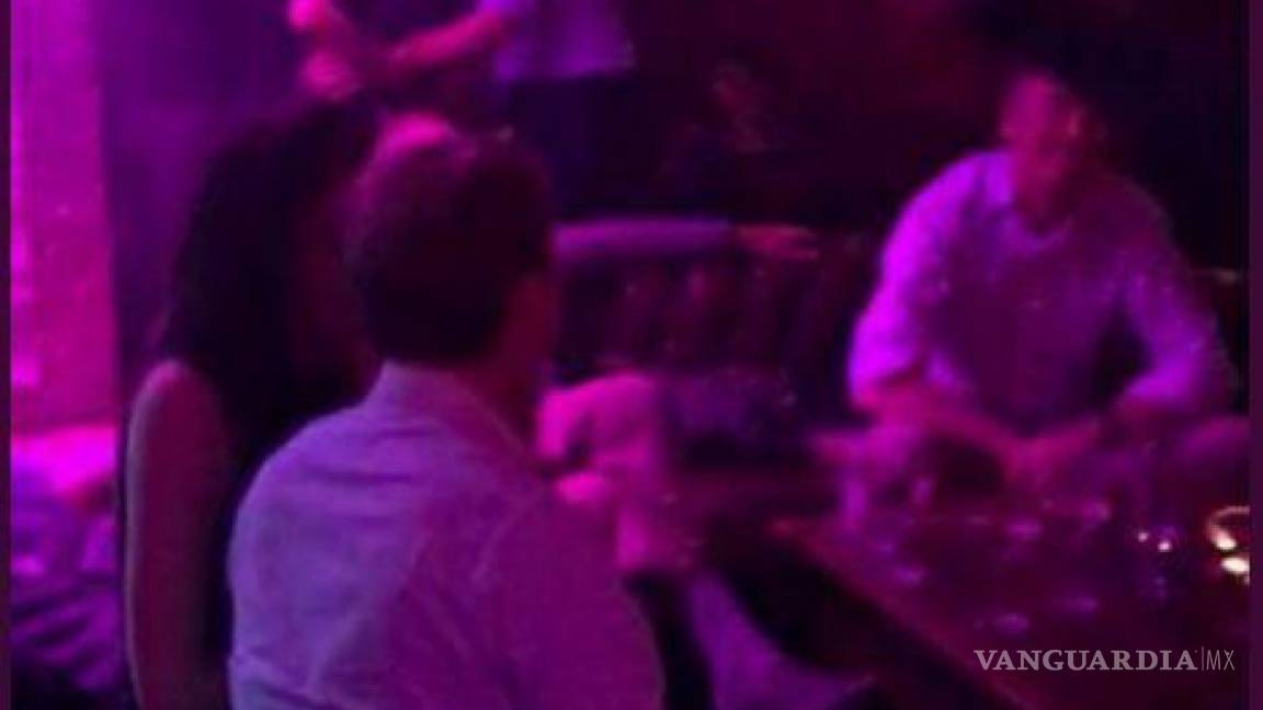 $!Mira con quién le habría sido infiel el príncipe William a Kate Middleton