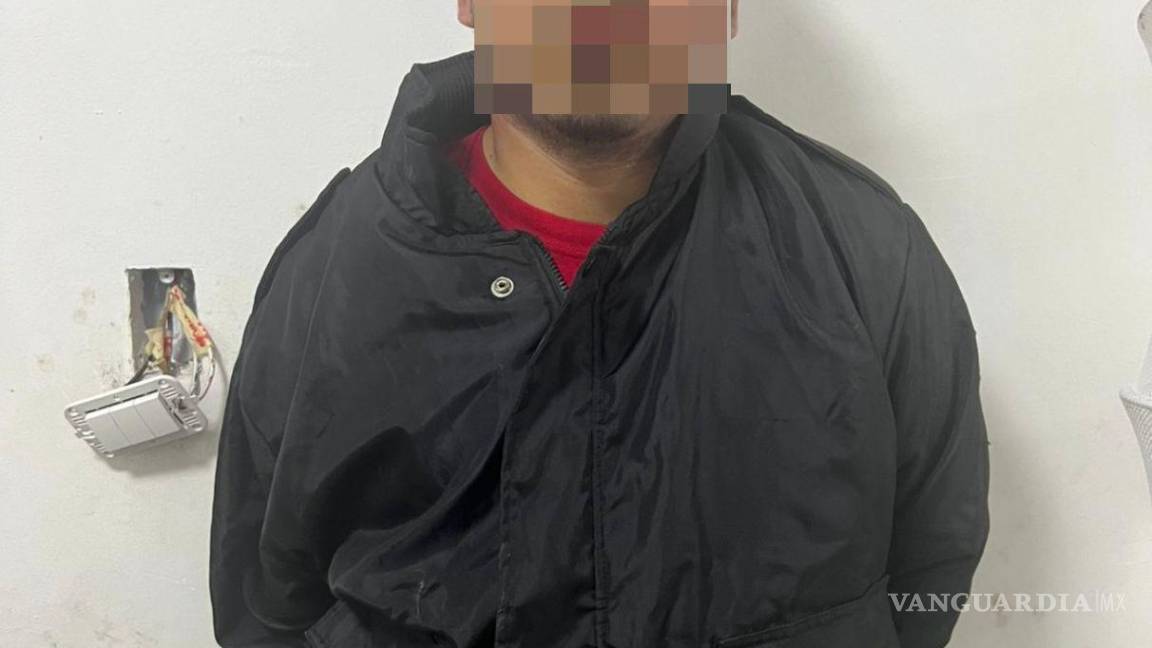 Interceptan a menor con un arma larga oculta con ¡una cobija!, en Nuevo León