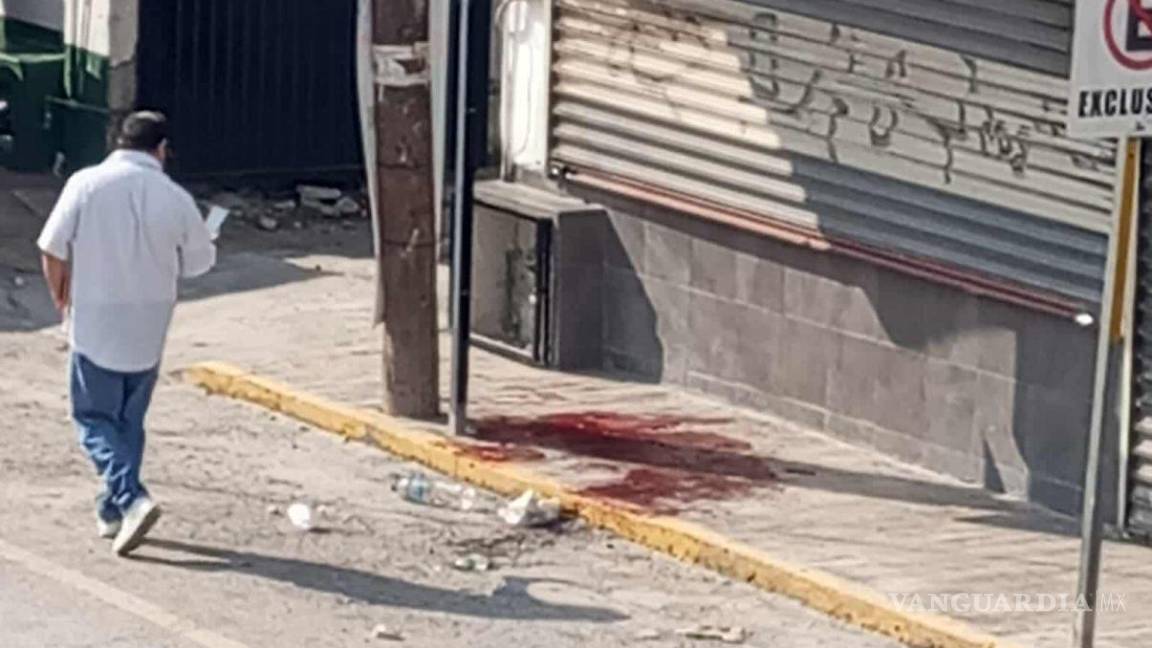 $!En el lugar quedaron manchas de sangre de los fallecidos.