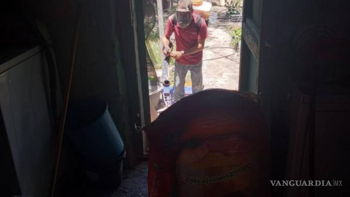 $!Ecología de Ramos Arizpe refuerza la fumigación en ejidos y colonias para eliminar garrapatas y proteger la salud pública.