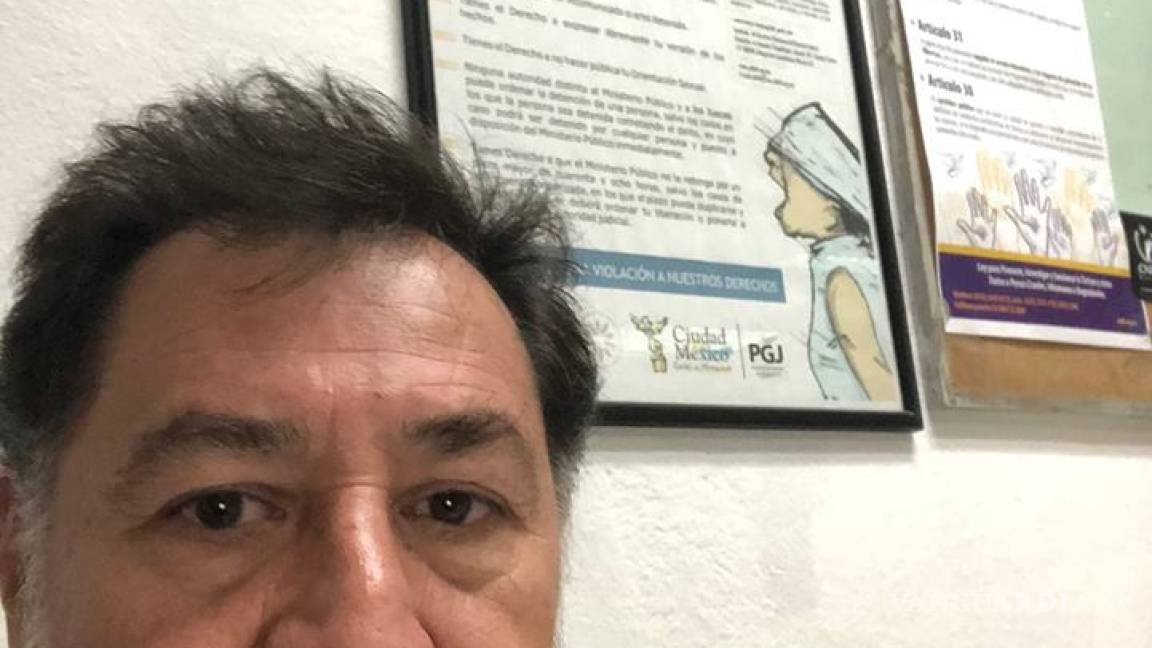 Fernández Noroña termina en el MP por robo de celular