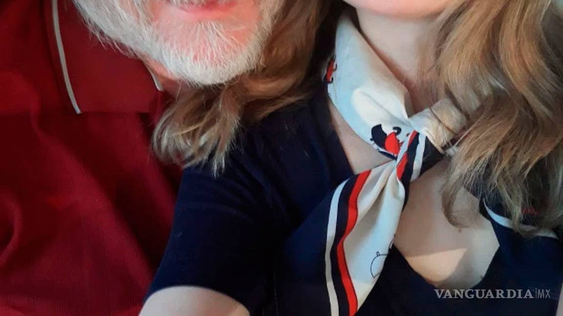 $!Parece de 15 años, pero tiene 27, ¡y su novio tiene 54!