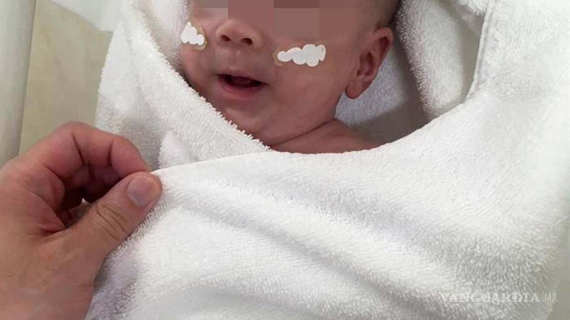 $!Bebé se convierte en el niño más pequeño del mundo que sobrevive a un parto prematuro, cuando nacido pesó 268 gramos