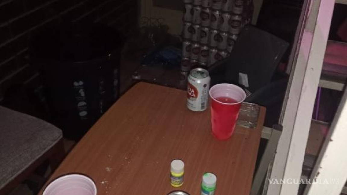 Clausuran fiesta clandestina con venta de alcohol y drogas en Torreón