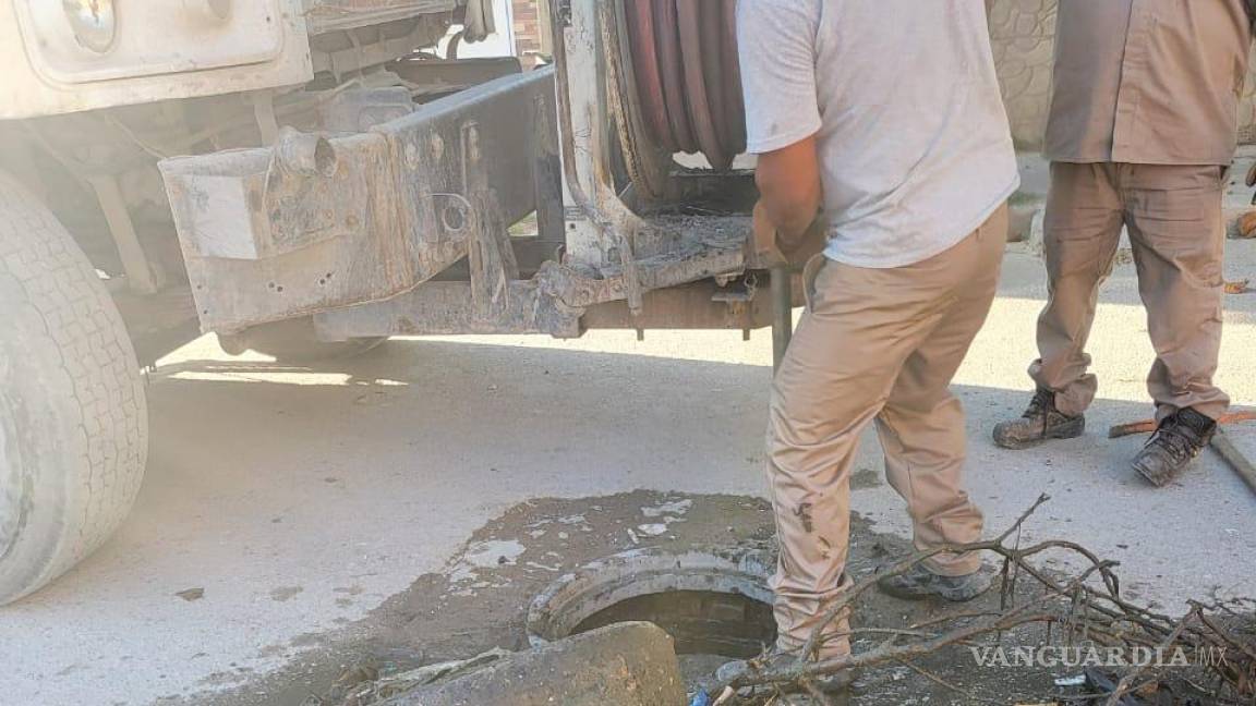 SIMAS Torreón exhorta a no arrojar basura en la red de drenaje