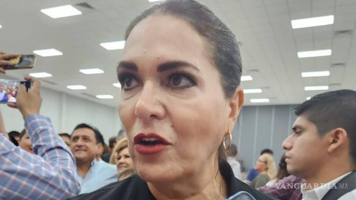 $!La Coordinadora de los Servicios Educativos en La Laguna de Coahuila, Flor Rentería, informò que la dirección del plantel activó de manera inmediata el protocolo de actuación ante la amenaza de balacera en el plantel.