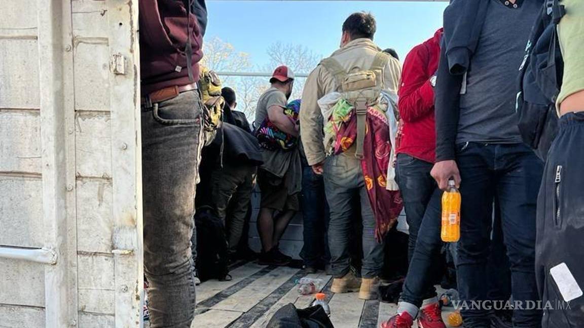 Sentencian a dos hombres en Nuevo León por transportar a migrantes
