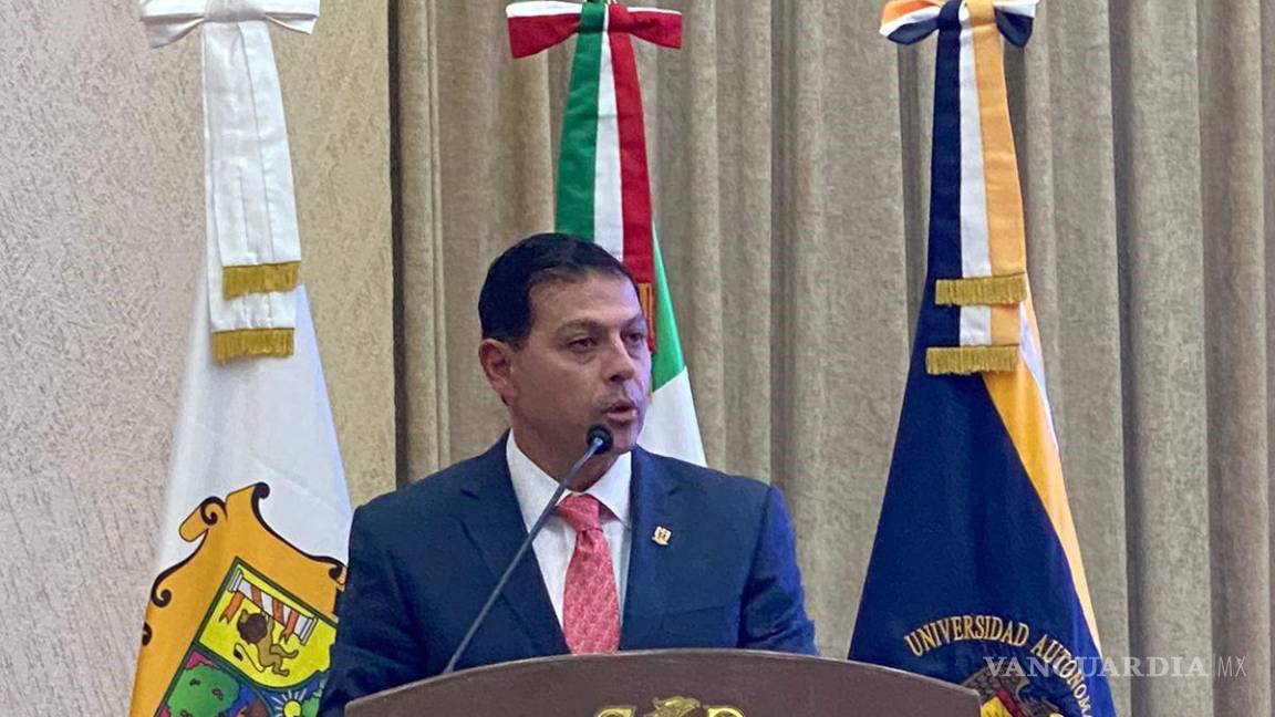 $!El rector de la UAdeC, Octavio Pimentel, afirma que con el Plan de Desarrollo Institucional, la máxima casa de estudios potenciará su crecimiento.