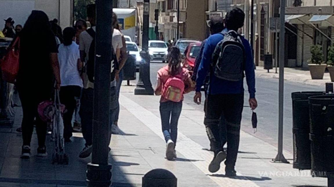 Saltillo: Niños siguen pidiendo dinero en las calles, sin que nadie reporte los casos