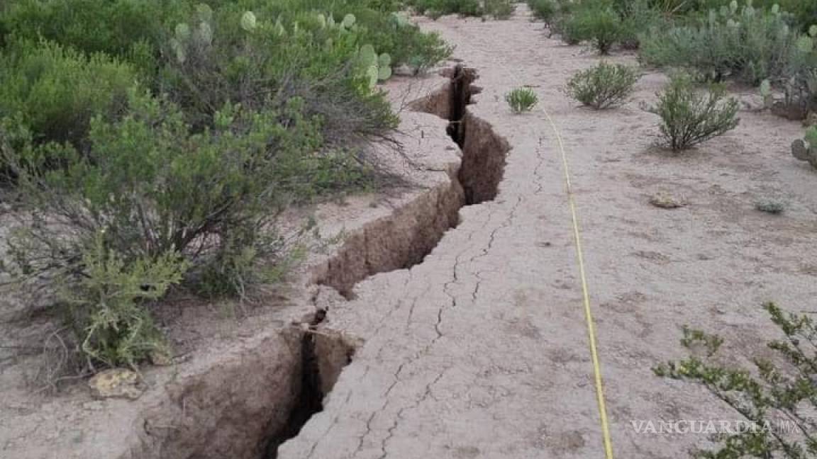 Sequía genera enorme grieta en la tierra del Ejido La Joya