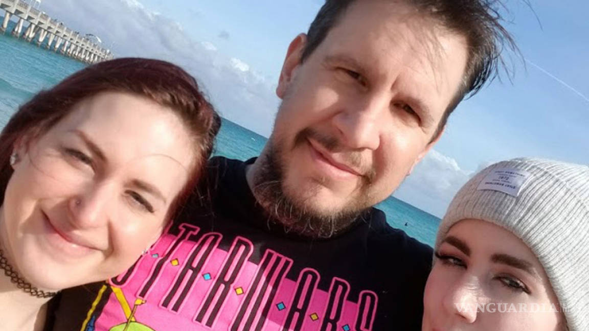 $!Jovencita viajó 800 km para perder la virginidad con su 'sugar daddy'... y su novia