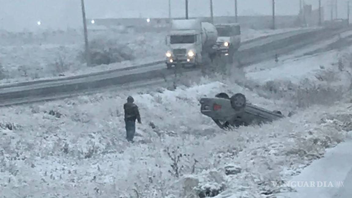 $!Hielo y velocidad: una mala combinación en libramiento Oscar Flores Tapia
