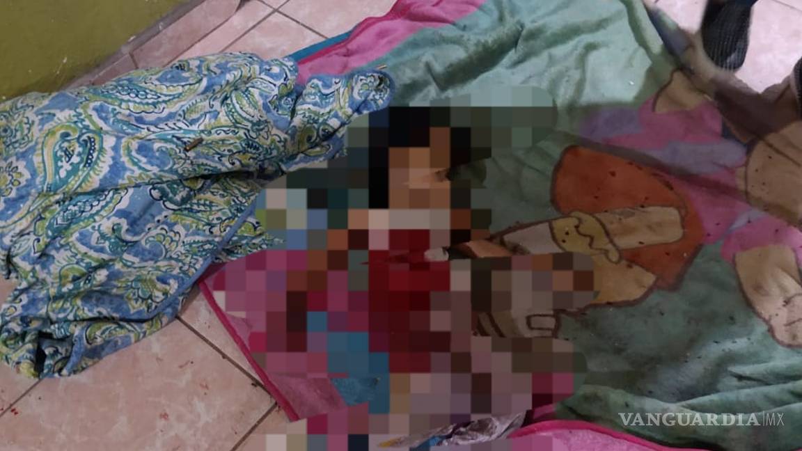 $!Sicarios masacran a familia en su casa; matan hasta a embarazada y una niña