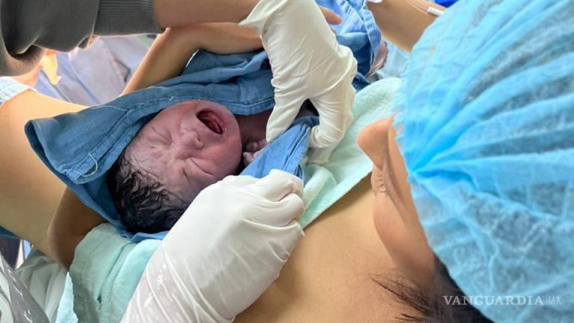 El primer bebé del 2024 en Nuevo León es una niña, informa IMSS