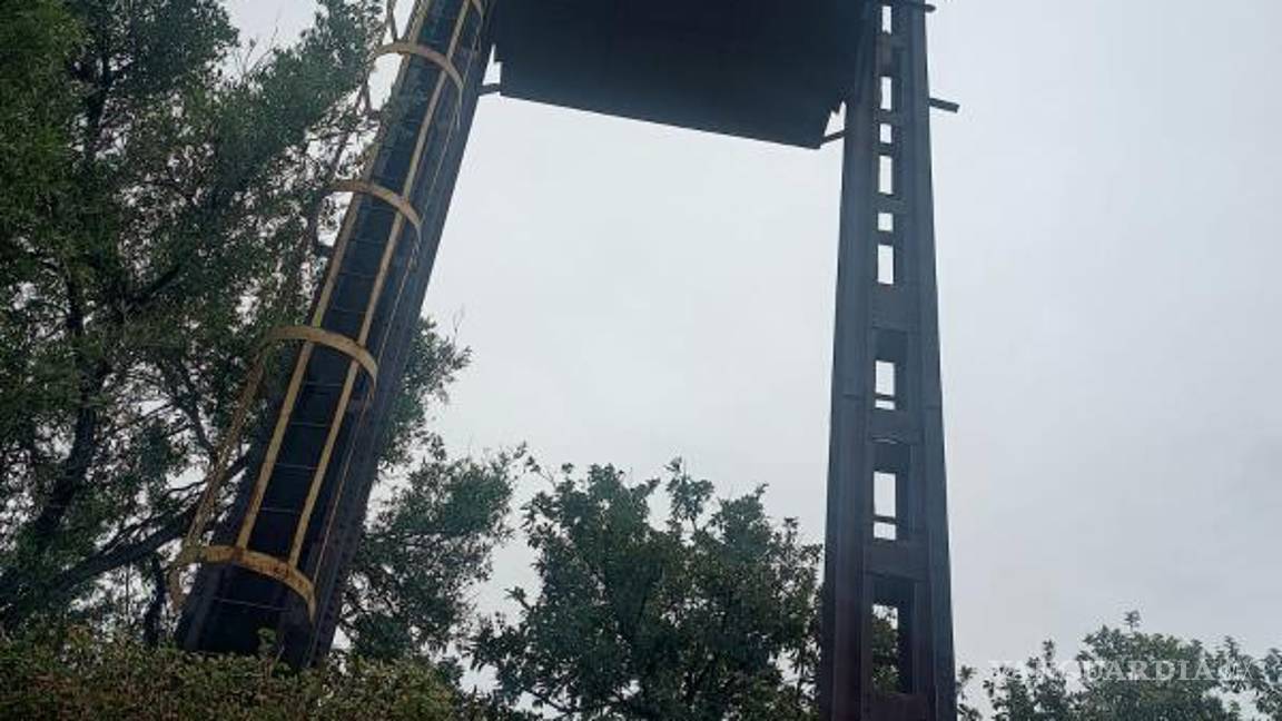 $!De acuerdo con el organizador del evento, esta sería la torre o estructura desde donde se lanzó el joven y todo quedó grabado.