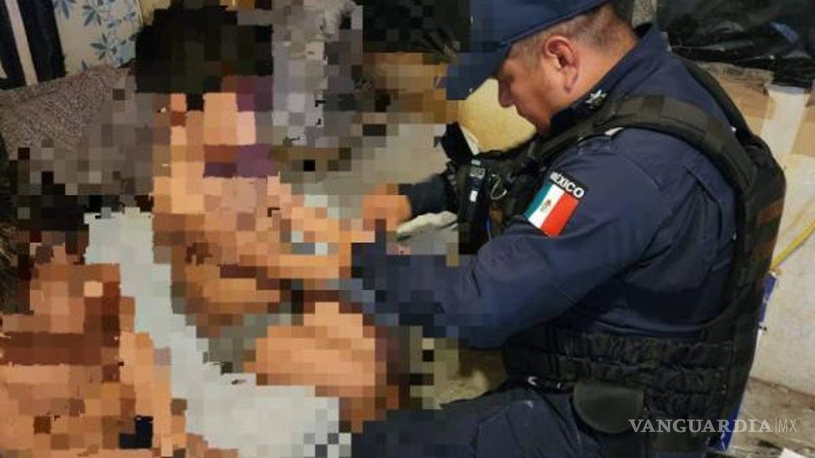 $!Los menores fueron auxiliados por policías municipales tras el reporte de un vecino al 911, informó la Secretaría de Seguridad de Guadalupe