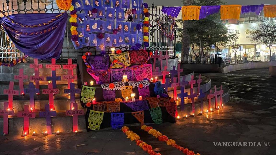 $!Culminaron el evento interpretando “Canción Sin Miedo”, entre otras canciones que abogan por las mujeres, y la lucha feminista.