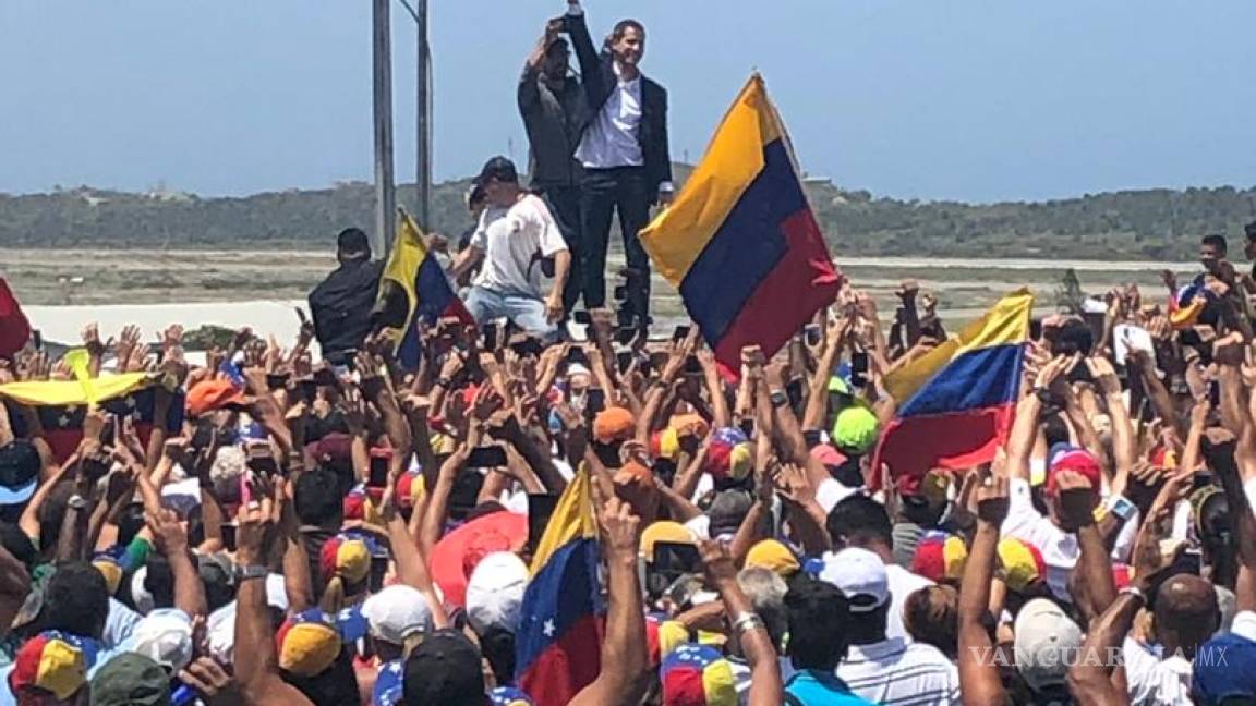 Juan Guaidó llega a Venezuela; corre el riesgo de ser detenido por el régimen chavista (En Vivo)