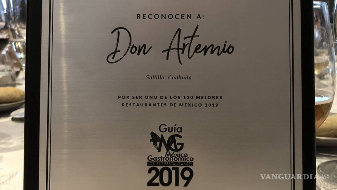 Inicia Don Artemio el año con nuevos reconocimientos