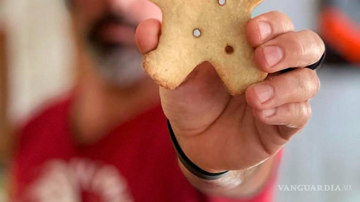 $!Padres de hijos fallecidos en Parkland regalan galletas con "balazos" a la NRA