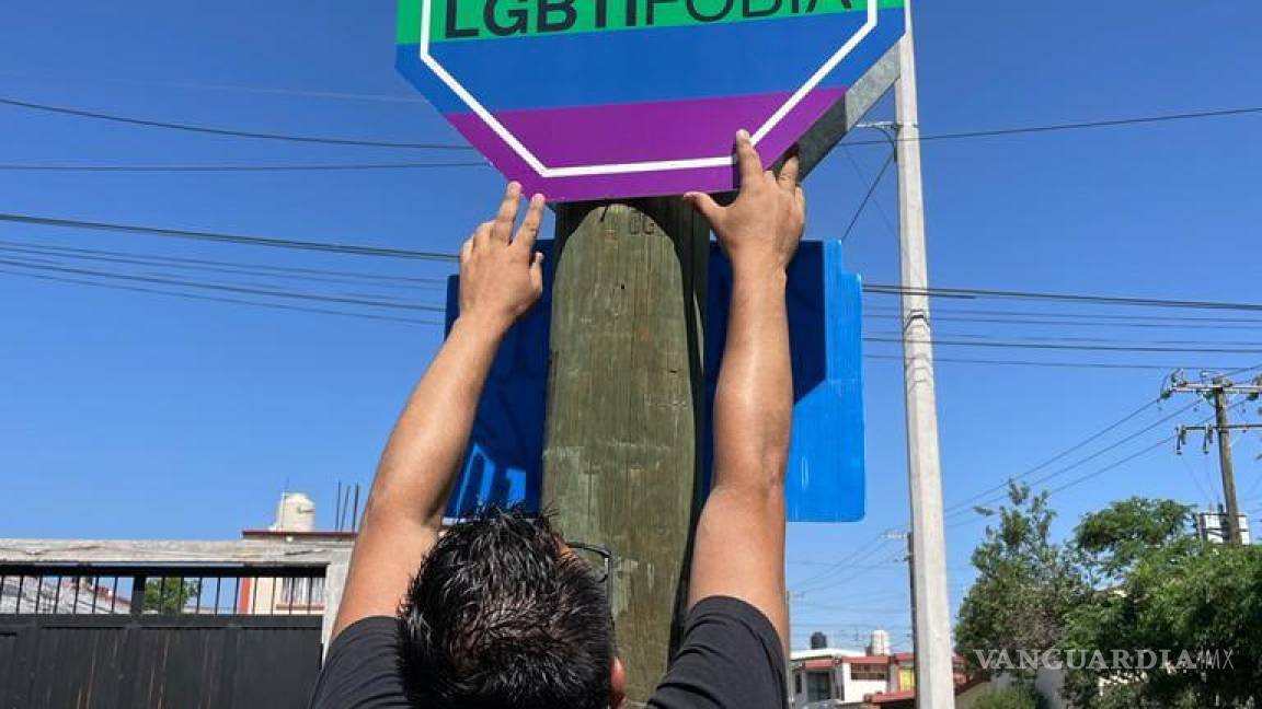 Colocan señalamientos contra la homofobia en Arroyo Urdiñola de Saltillo