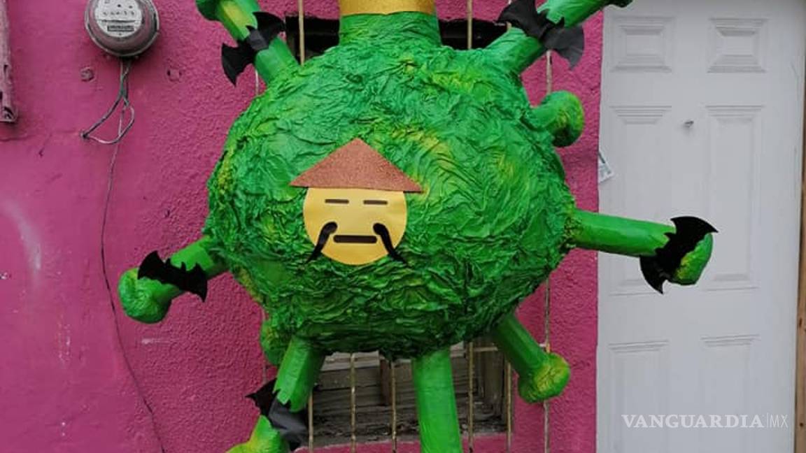 $!¡Llévela, llévela! En Reynosa crearon la piñata del coronavirus