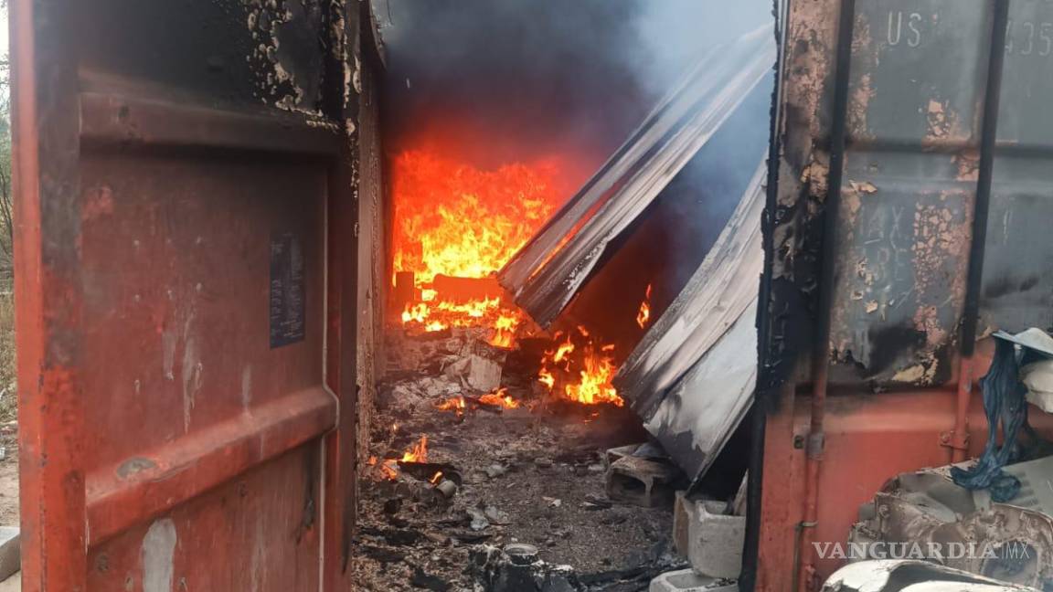 Incendio de contenedor de basura causa fuerte movilización en Saltillo; era refugio de pandilleros