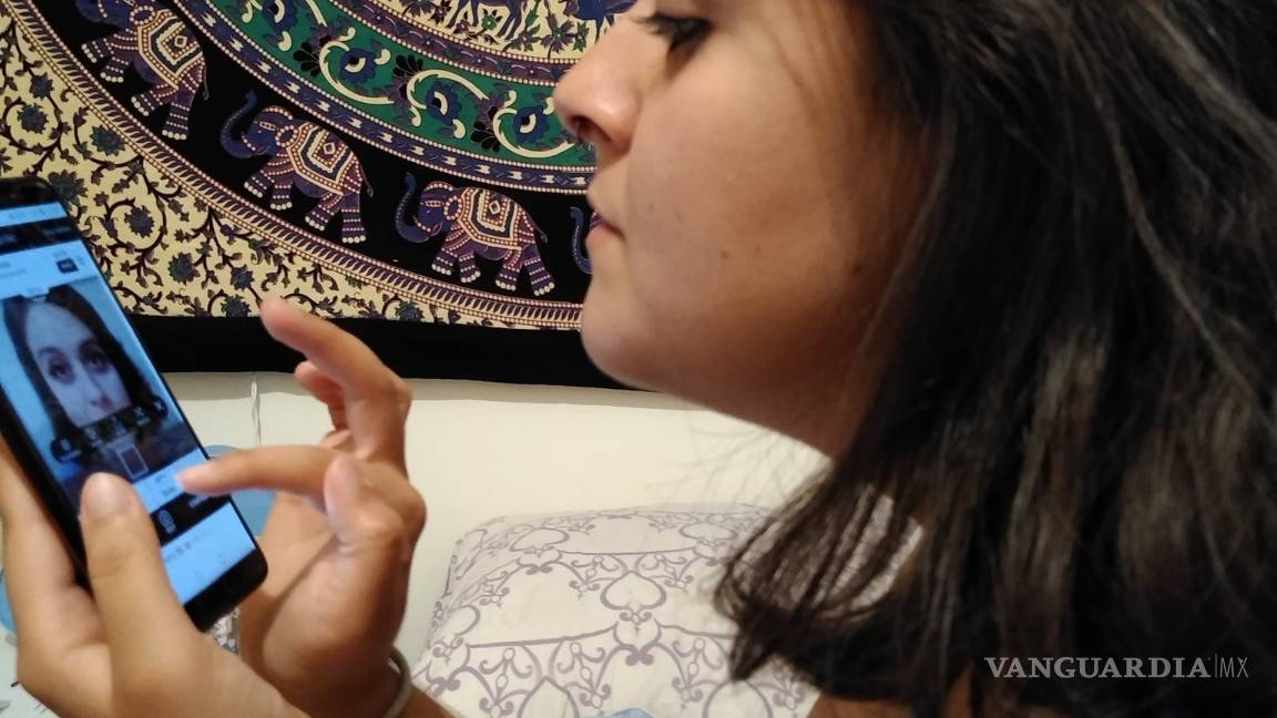 $!Technobeauty, maquillaje en un “smartphone”