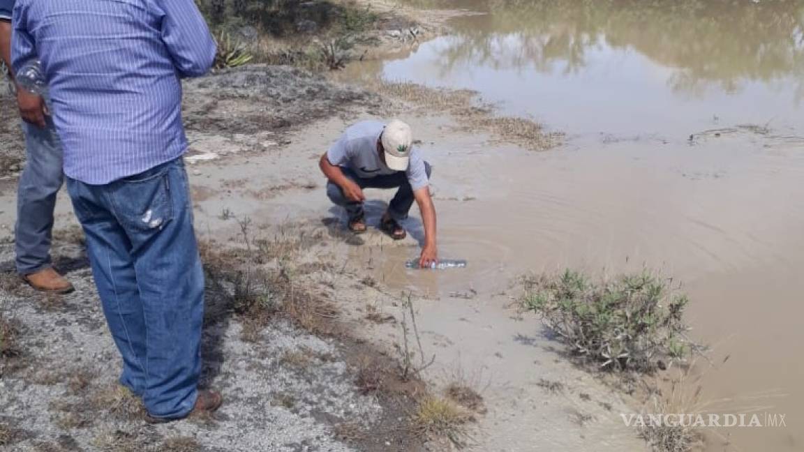 Presa de empresa minera contamina río en Oaxaca