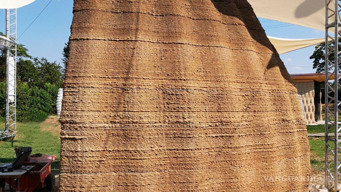 $!Detalle del proceso de impresión de casa TECLA con máquina Crane Wasp. EFE/Ricardo Segura/MCA/Iago Corazza