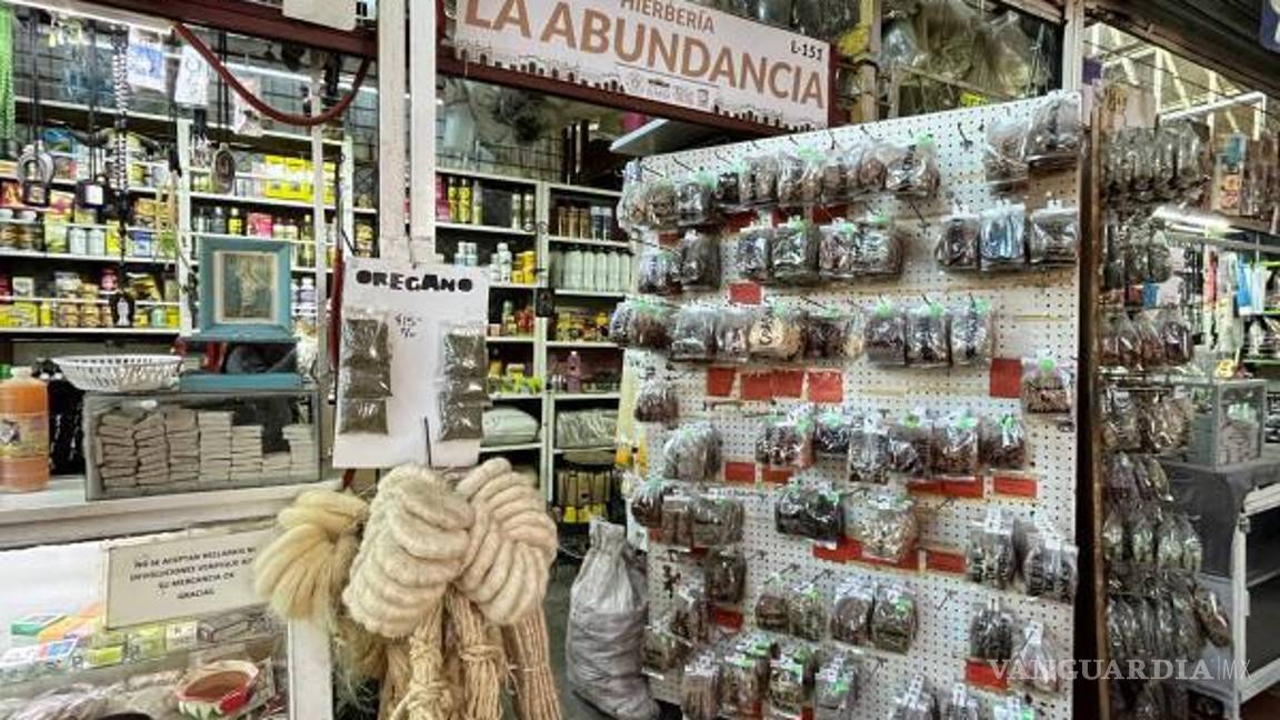 $!Sahumerios, lentejas y velas forman parte de los rituales más solicitados para atraer prosperidad y armonía.