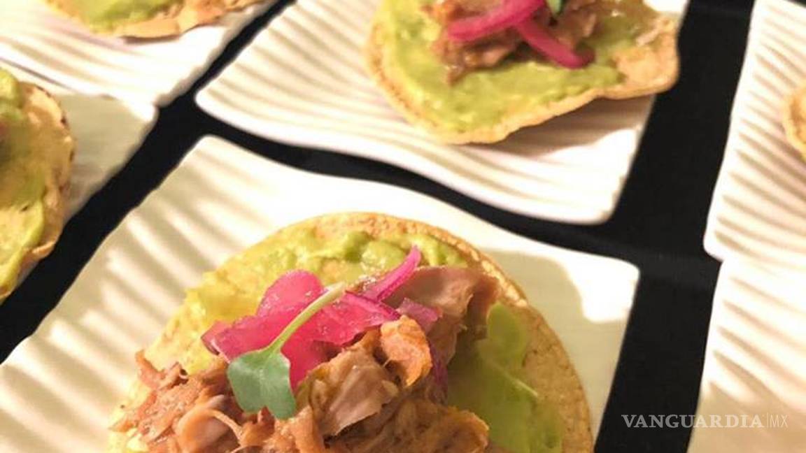 $!El Papa Francisco comerá cabrito, tortillas de harina y machacado con huevo gracias al chef saltillense Juan Ramón Cárdenas