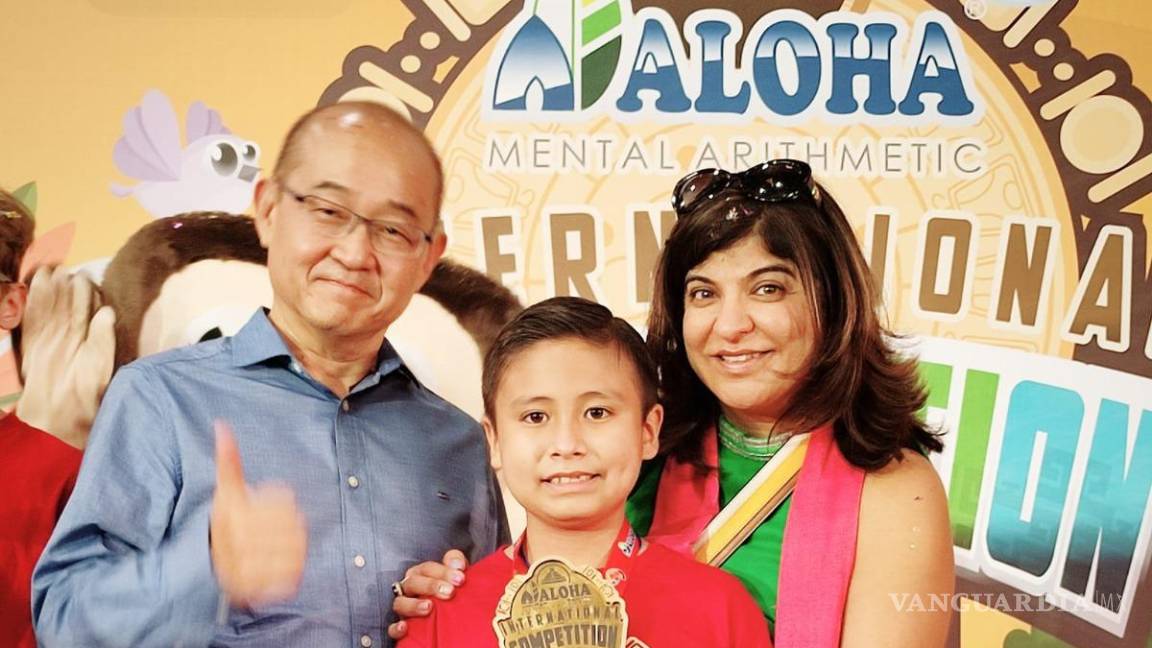 $!Ganó el primer lugar en el Champion Aloha International Competition resolviendo 70 problemas en cinco minutos.