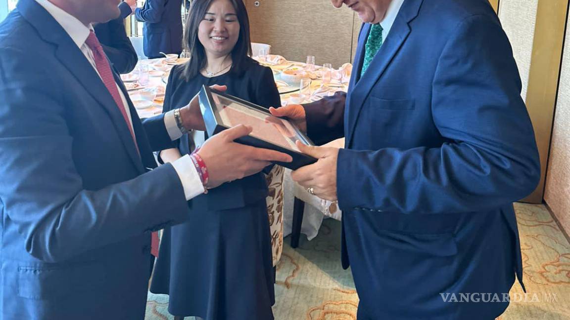 $!El gobernador electo subrayó la importancia de estas reuniones para el desarrollo económico y la creación de empleos en todas las regiones del estado de Coahuila.