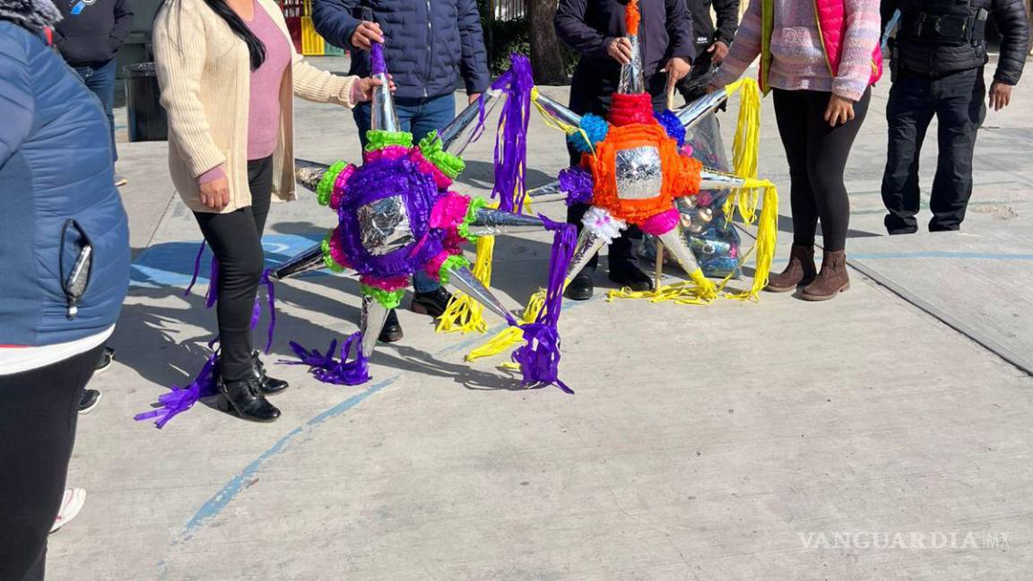 $!El comisionado Miguel Ángel Garza Félix, también participó de la fiesta.