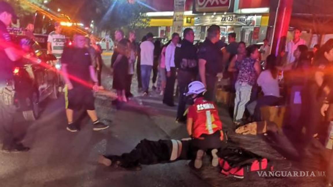 $!Los paramédicos llegaron al lugar.