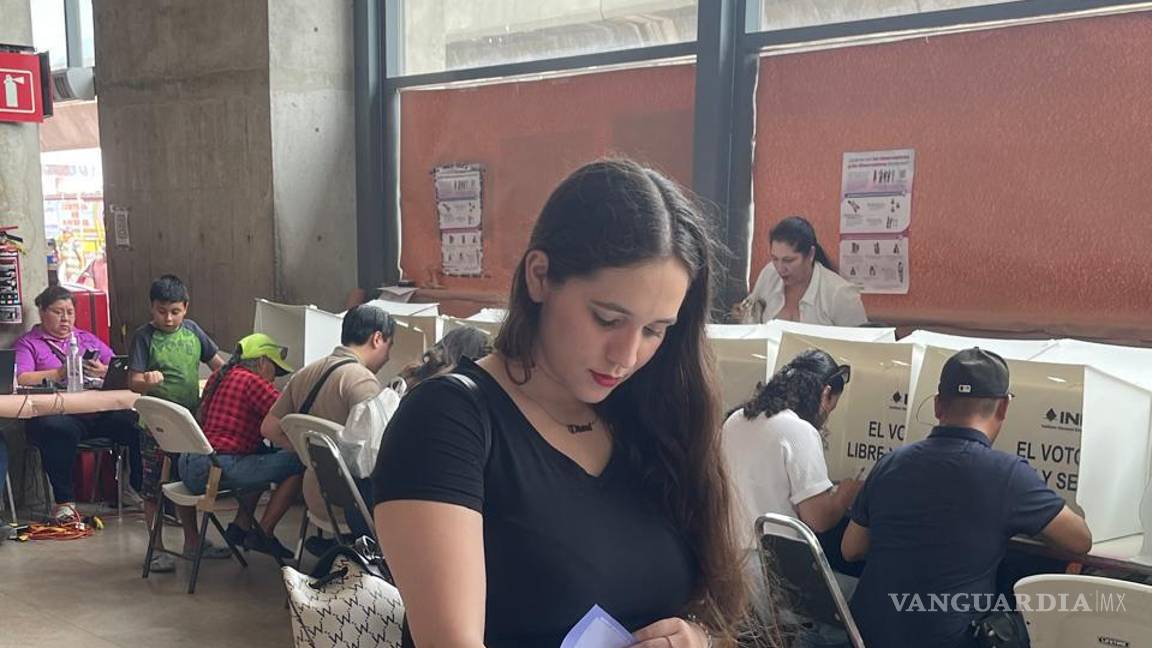 Votantes no arrasan en pocas horas con boletas en las casillas especiales de Nuevo León
