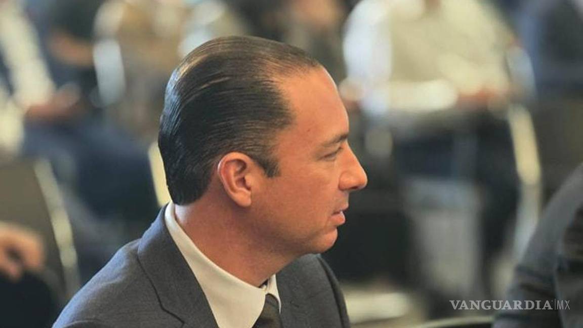 $!El alcalde Emilio de Hoyos expone beneficios del proyecto ante autoridades binacionales.