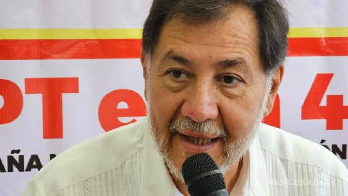 $!Fernández Noroña expresó su repudio a la posición del Poder Judicial que pretende detener el reparto de los libros de texto gratuito.