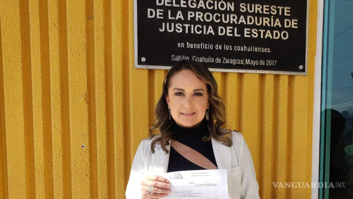 $!Claudia Leza Ortega, presidenta de Asociaciones Civiles del Estado de Coahuila, insta al Congreso a mantener la prohibición de las corridas de toros.