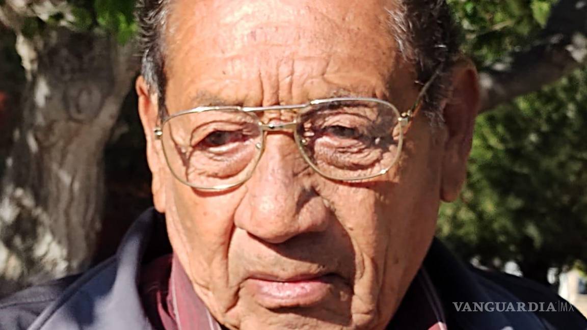 $!Florencio Sifuentes acudió a la casilla de la escuela Primaria “Federico David G Berlanga”; sin embargo, esta fue reubicada.