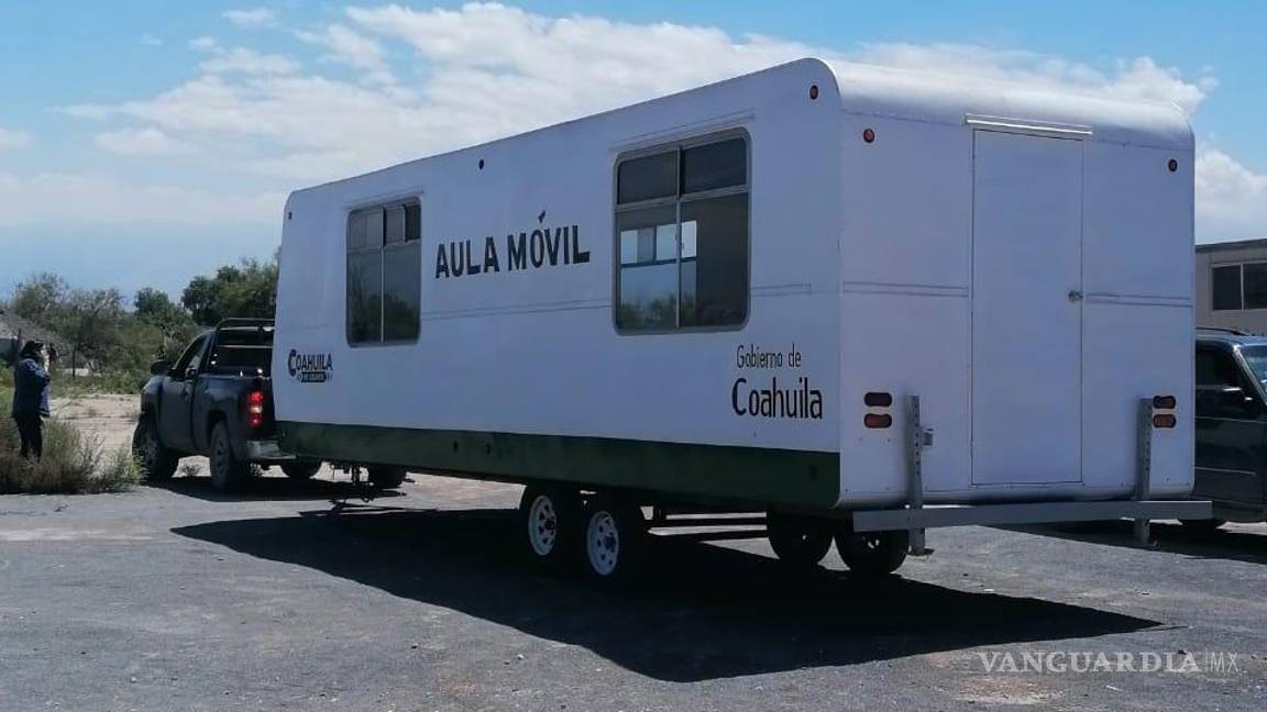 $!Ya las aulas móviles están en el lugar, ahí se trabajará mientras se construyen los salones en forma.