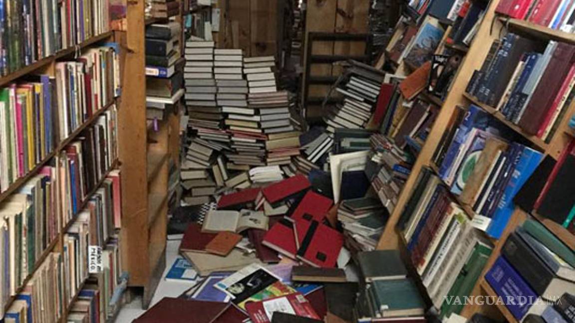 $!Se unen mexicanos al rescate de libros