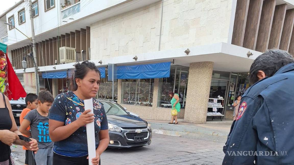 $!Activistas de Saltillo conmemoraron el Día del Peatón con una intervención urbana que subraya la urgencia de un urbanismo que priorice la seguridad vial.