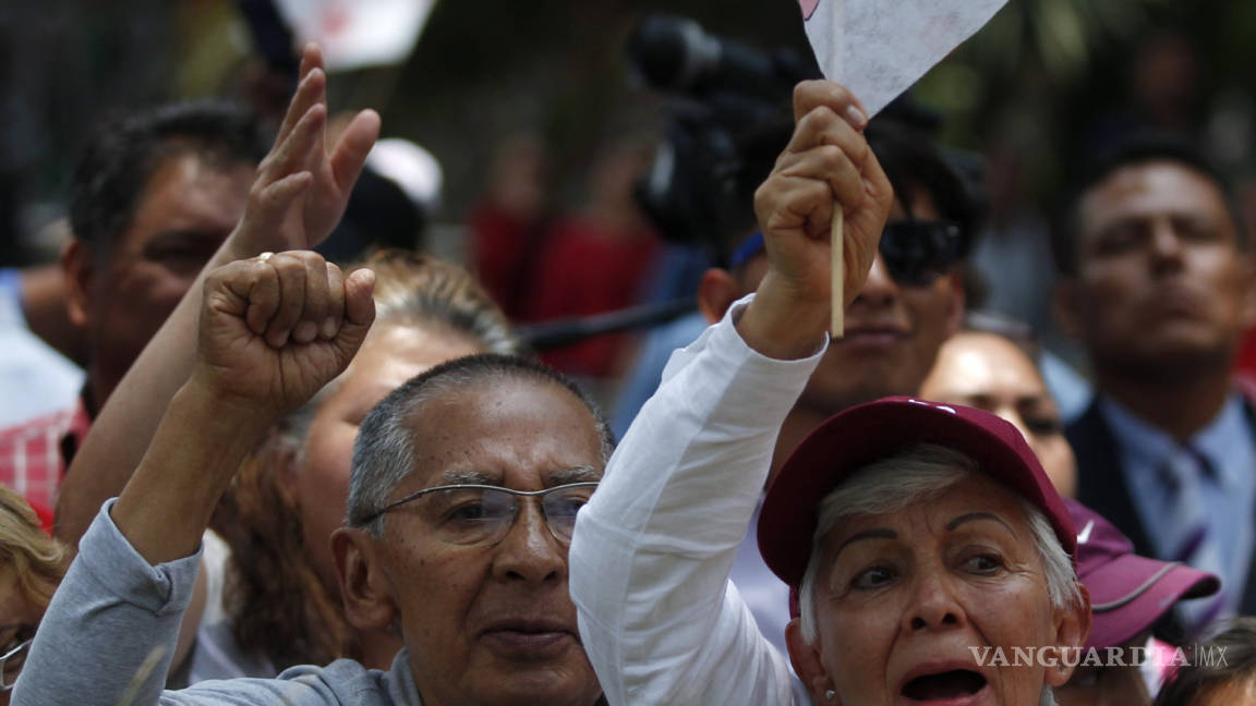 $!"Ejecutivo no buscará someter a los otros poderes": López Obrador