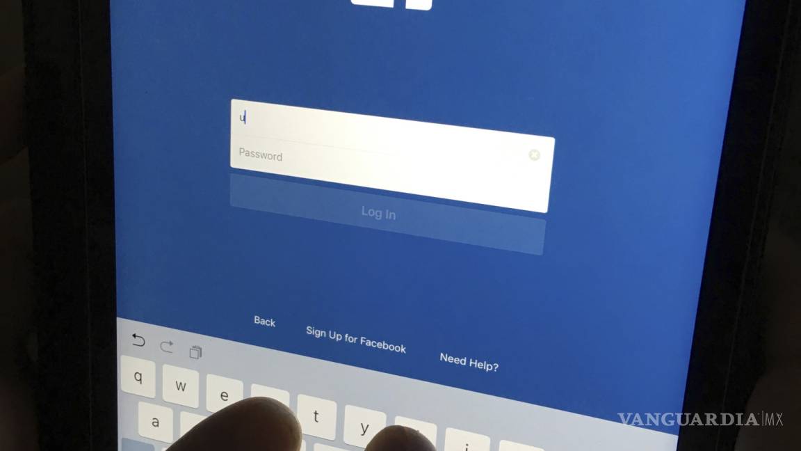 $!Prueba Facebook un software inteligente contra las "fake news”