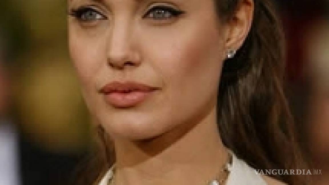 Angelina Jolie planea nueva adopción